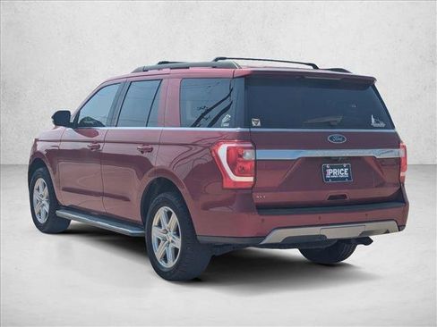 Used 2018 Ford Expedition XLT w/ Equipment Group 202A RWD image 7