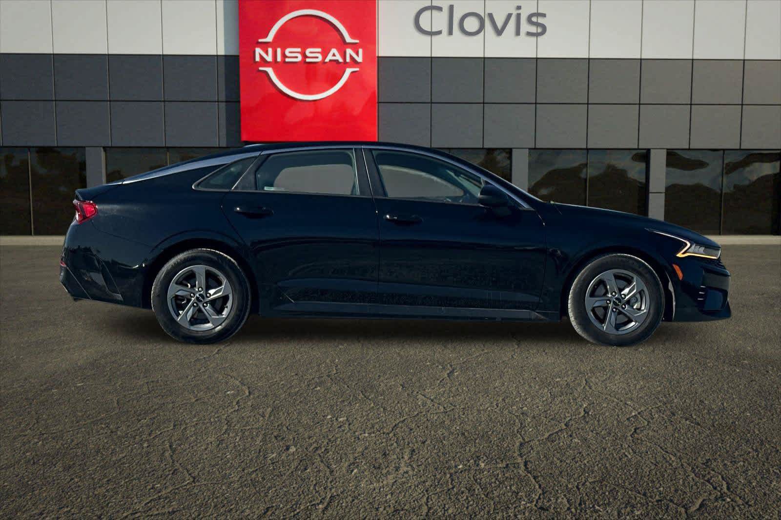 Used 2022 Kia K5 LXS FWD image 9