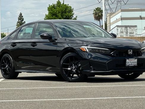 Certified 2026 Honda Civic Sport image 2