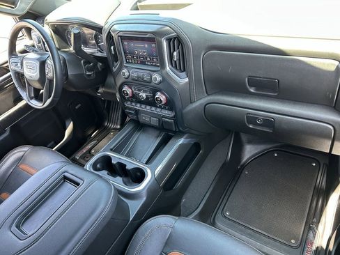 Used 2021 GMC Sierra 1500 AT4 w/ Technology Package image 12