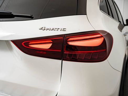 New 2026 Mercedes-Benz GLA 250 4MATIC image 9