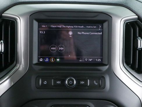 Used 2025 Chevrolet Silverado 2500 Custom w/ Custom Convenience Package AWD/4WD image 19