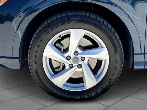 Used 2020 Audi Q3 2.0T Premium w/ Convenience Package image 10