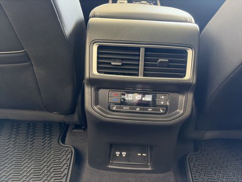 Used 2026 Volkswagen Atlas SEL Premium R-Line AWD/4WD image 27
