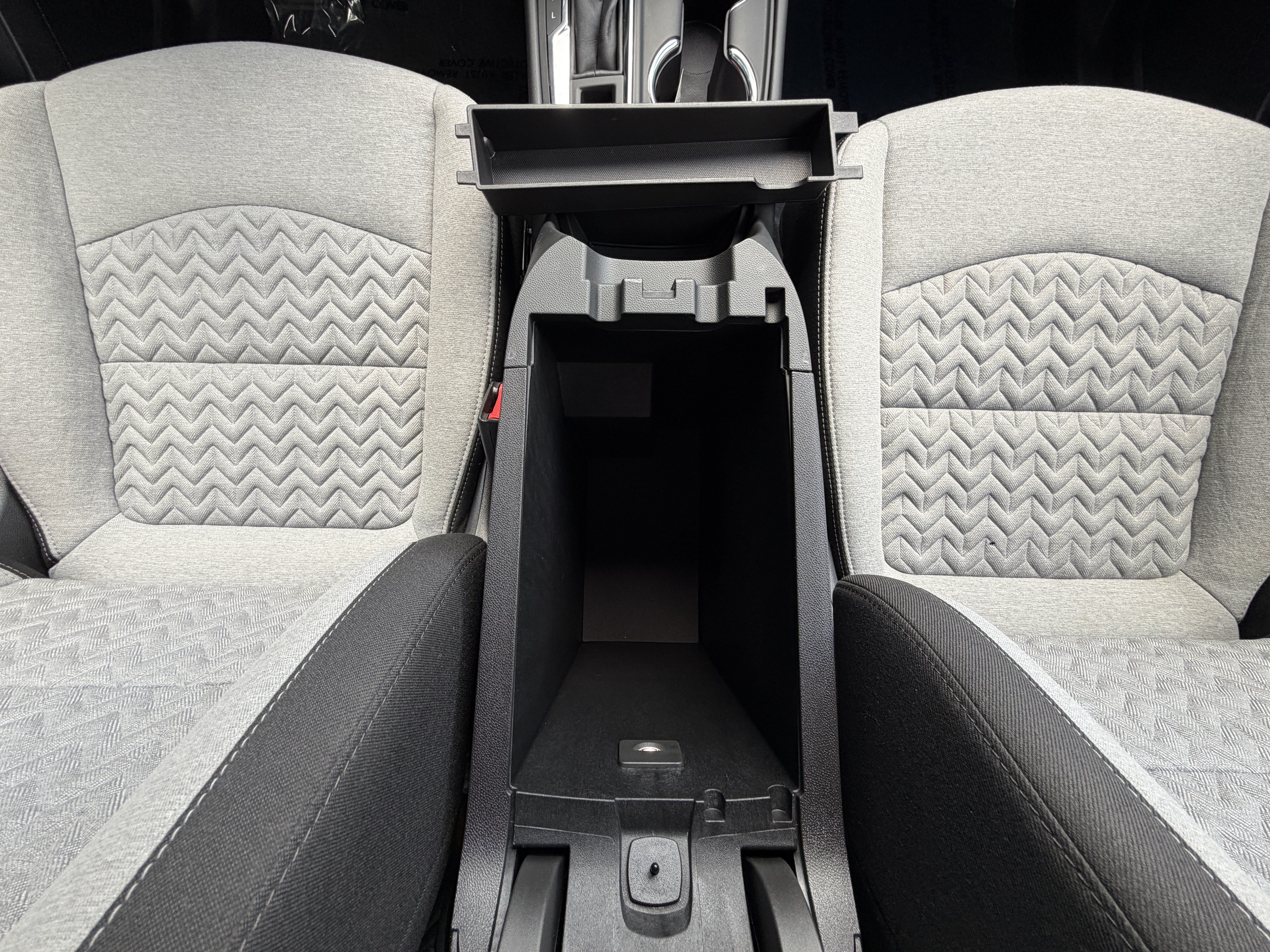 Used 2024 Chevrolet Equinox LS FWD image 56