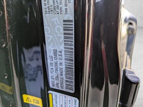 Used 2022 Jeep Gladiator Rubicon w/ LED Lighting Group image 25