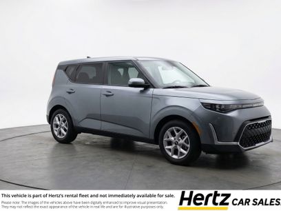 Used 2025 Kia Soul LX w/ LX Technology Package