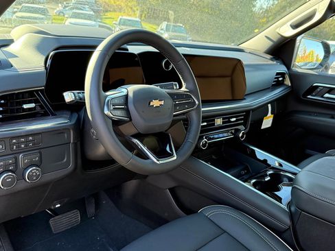 New 2026 Chevrolet Tahoe Premier image 13