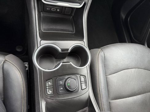Used 2020 GMC Terrain SLT w/ Preferred Package FWD image 37