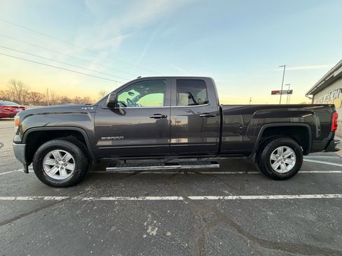Used 2015 GMC Sierra 1500 SLE w/ SLE Value Package image 2