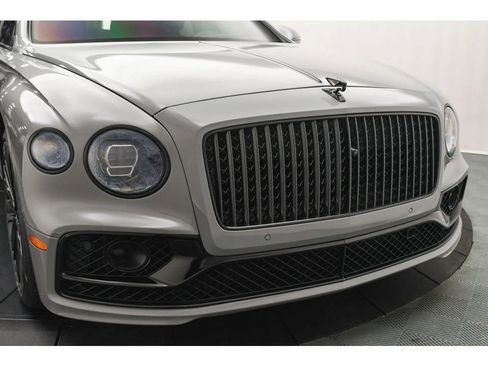 Certified 2023 Bentley Flying Spur W12 image 27