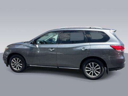 Used 2015 Nissan Pathfinder SV AWD/4WD image 3