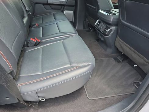 Used 2021 Ford F150 Lariat w/ Equipment Group 502A High RWD image 12