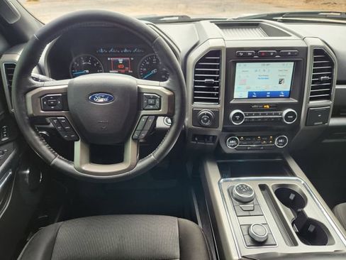 Used 2020 Ford Expedition XLT w/ FX4 Off-Road Package AWD/4WD image 23