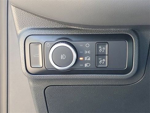 New 2025 Ford Explorer Active w/ Active Comfort Package image 52