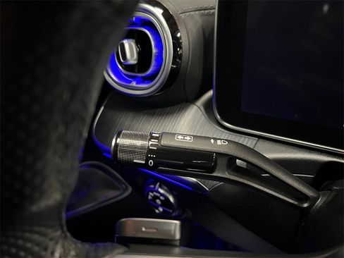 Used 2022 Mercedes-Benz C 300 4MATIC Sedan image 37