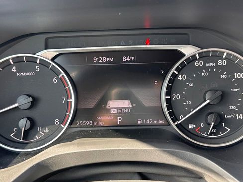 Certified 2025 Nissan Rogue SV FWD image 19