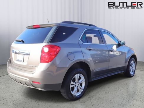 Used 2011 Chevrolet Equinox LT w/ Driver Convenience Package image 7
