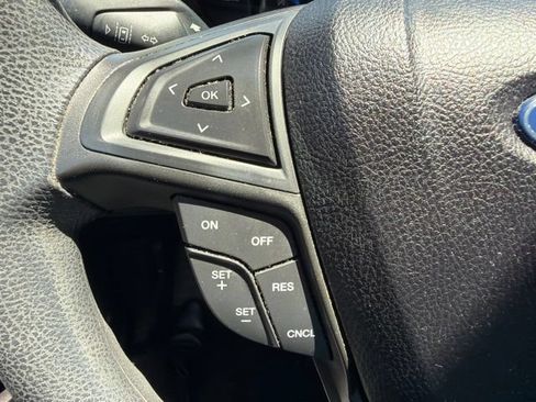Used 2023 Ford Edge SE w/ Black Appearance Package AWD/4WD image 15