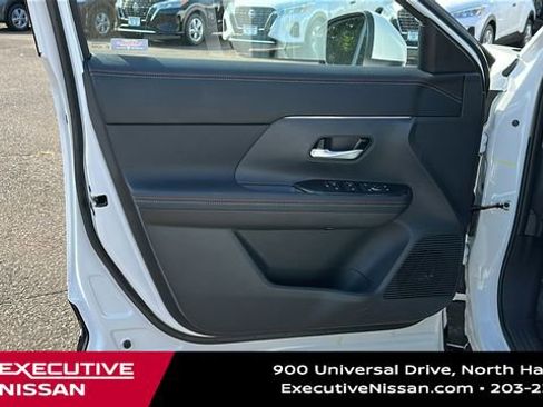 New 2025 Nissan Kicks SR w/ Interior Electronics Package image 9