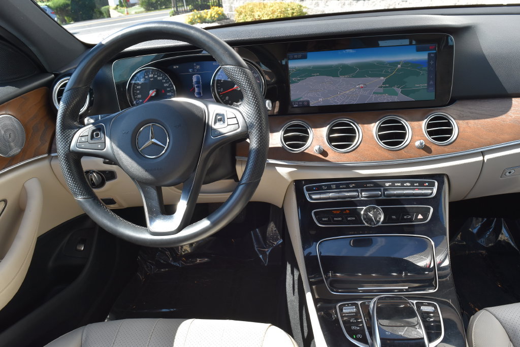 Used 2017 Mercedes-Benz E 300 w/ Premium 1 Package image 11