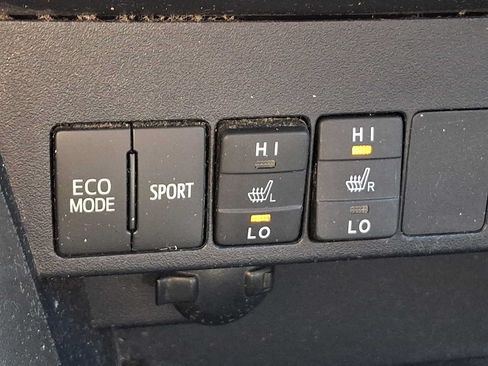 Used 2014 Toyota RAV4 Limited AWD/4WD image 26