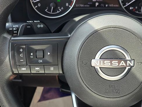 Used 2024 Nissan Rogue SV AWD/4WD image 15