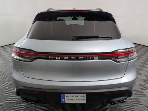Used 2026 Porsche Macan AWD/4WD image 11