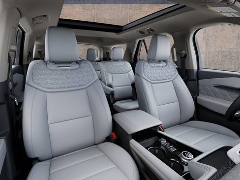 New 2027 Ford Explorer Platinum AWD/4WD image 10