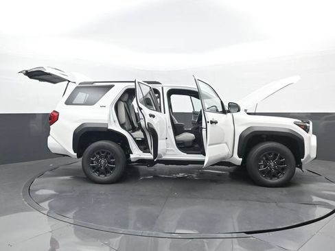 New 2026 Toyota 4Runner SR5 RWD image 30