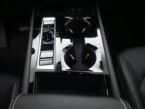 New 2026 Volkswagen Atlas SE image 13