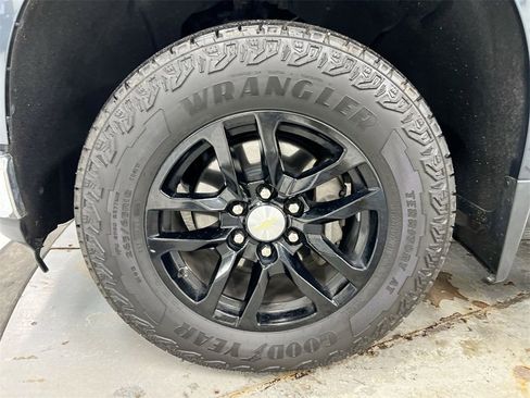 Used 2019 Chevrolet Silverado 1500 LT w/ All-Star Edition image 26