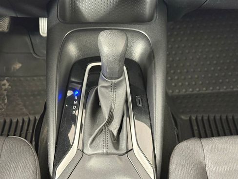 Used 2024 Toyota Corolla LE image 25