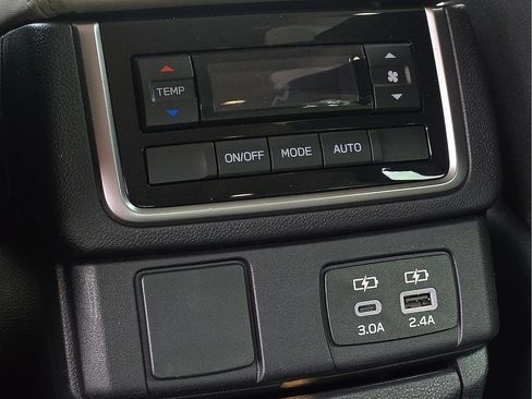 Certified 2025 Subaru Ascent Premium AWD/4WD image 12