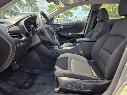 Used 2023 Chevrolet Malibu LT FWD image 13
