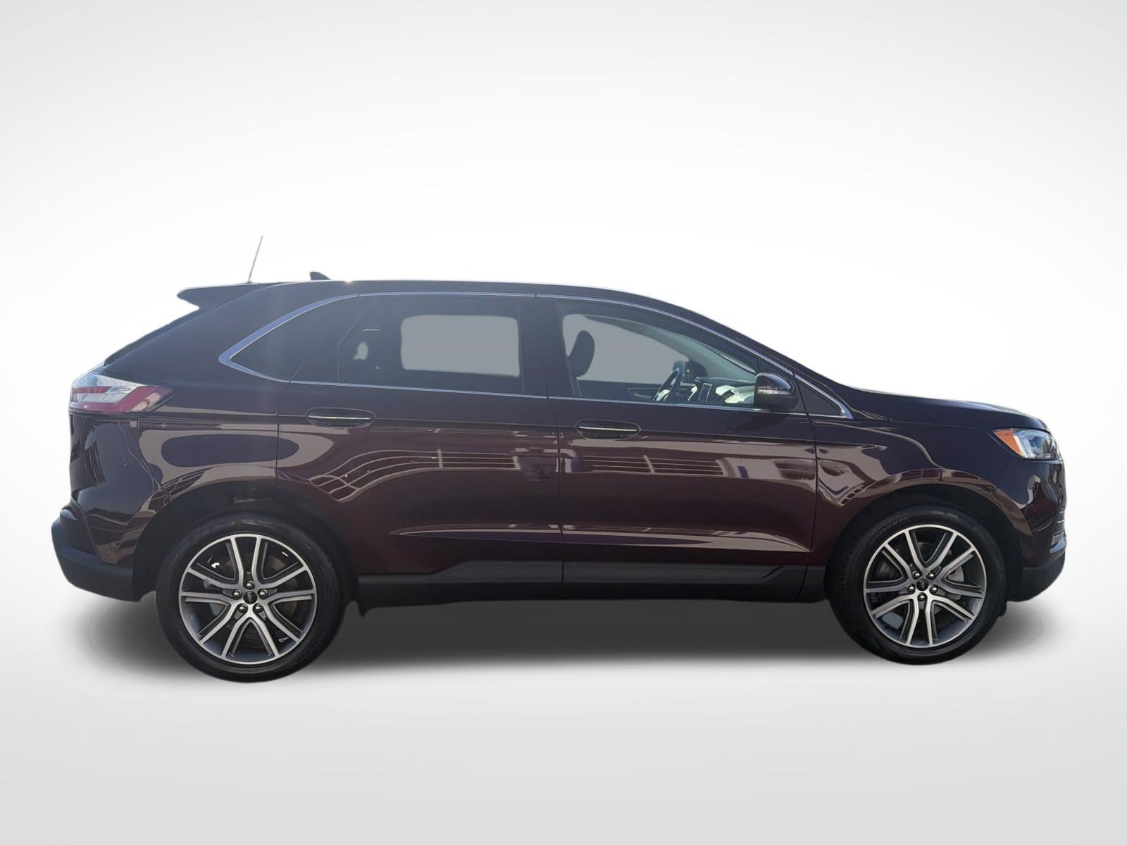 Certified 2024 Ford Edge Titanium w/ Equipment Group 301A AWD/4WD image 7
