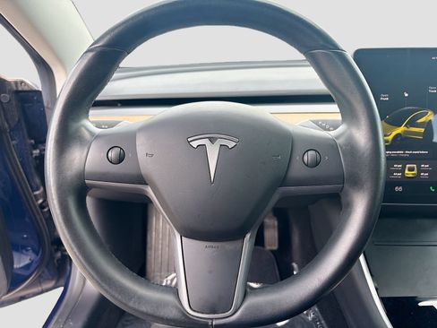 Used 2019 Tesla Model 3 Standard Range Plus RWD image 10