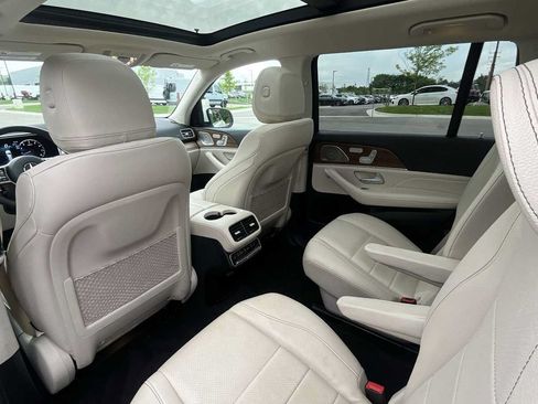 Certified 2023 Mercedes-Benz GLS 450 4MATIC image 13