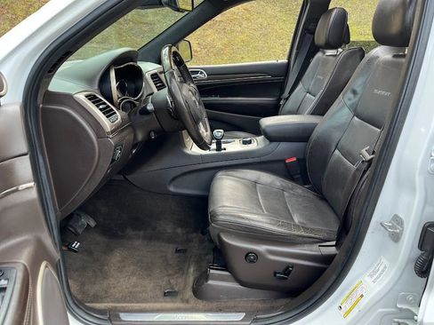 Used 2014 Jeep Grand Cherokee Summit image 8