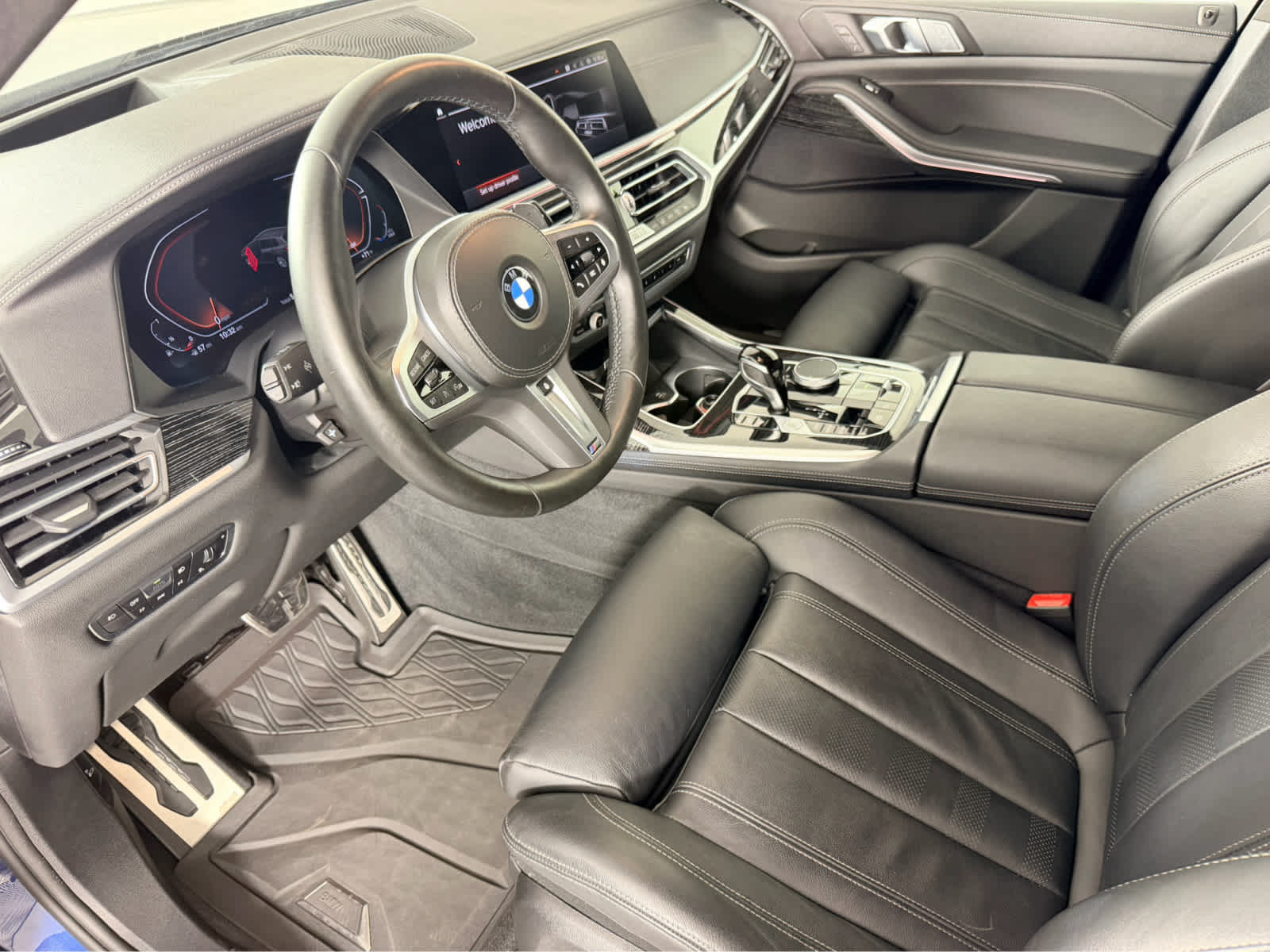 Used 2022 BMW X7 xDrive40i w/ M Sport Package AWD/4WD image 12