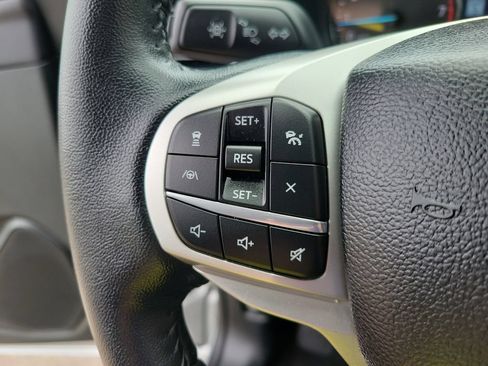 Certified 2024 Ford Explorer Limited w/ Limited Technology Package AWD/4WD image 24