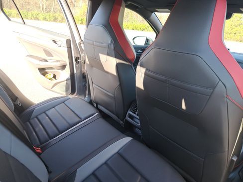 New 2026 Volkswagen GTI SE image 11