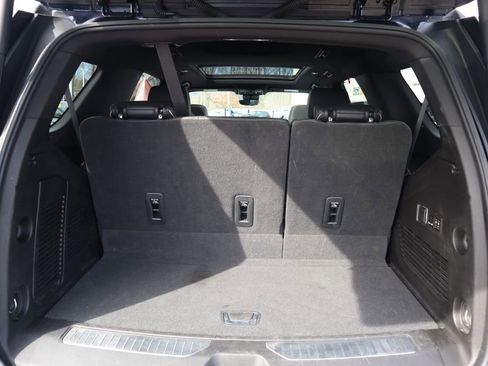 Used 2023 Chevrolet Tahoe Premier w/ Premium Package 2 image 28