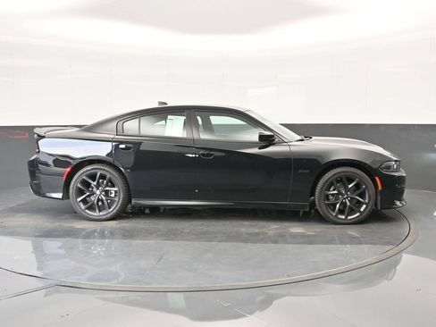 Used 2023 Dodge Charger R/T w/ Blacktop Package RWD image 18
