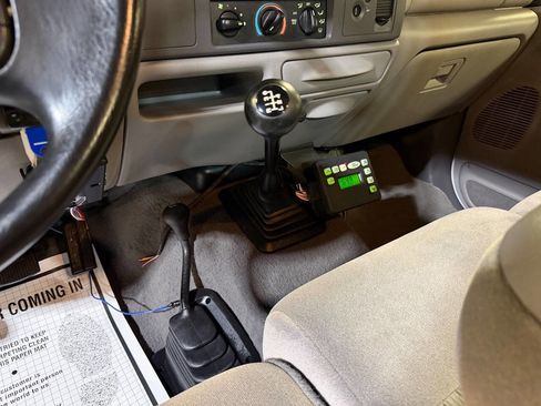 Used 1999 Ford F350 4x4 Regular Cab DRW Super Duty image 7