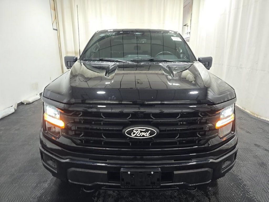 Used 2024 Ford F150 XLT w/ XLT Black Appearance Package AWD/4WD image 2