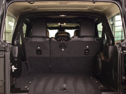 Used 2023 Jeep Wrangler Rubicon 392 w/ Xtreme Recon 35" Tire Package image 28