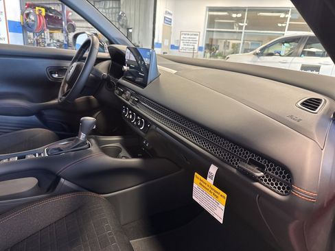 New 2026 Honda HR-V Sport image 28