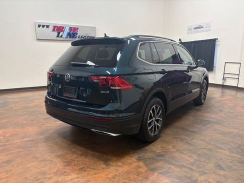 Used 2019 Volkswagen Tiguan SE AWD/4WD image 9