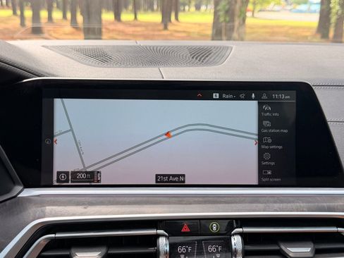 Used 2022 BMW X5 xDrive40i w/ M Sport Package AWD/4WD image 5